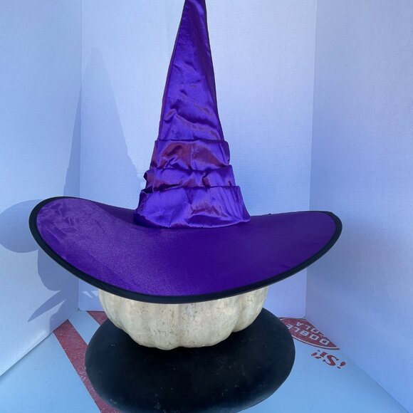 Brand New (4 available) One Size Tiered Tall Pointy Metallic Purple Witch's Hats - Picture 10 of 16
